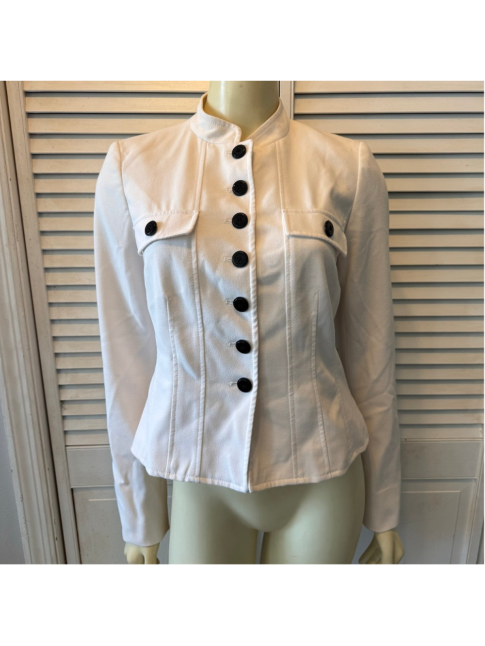 NWT Calvin Klein Women’s Cream Stretch Military Jacket Blazer Size 4